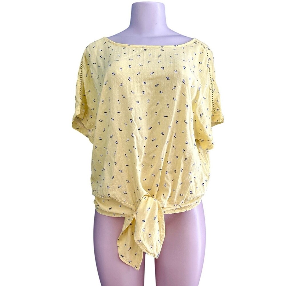 Buffalo David Bitton Yellow Tie-Front Blouse with Navy Floral Print Size Large